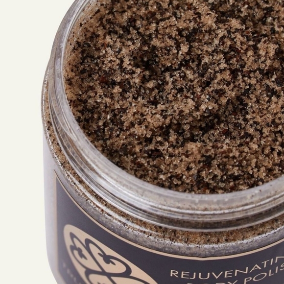 2/$45 TRUE MORINGA Rejuvenating Body Polish - Picture 3 of 6